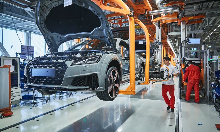 Audi Hungaria: No Exports to Russia!