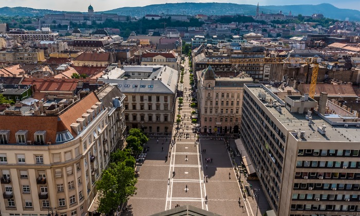 Hungarian Tourism in Crisis: is There a Way Out?