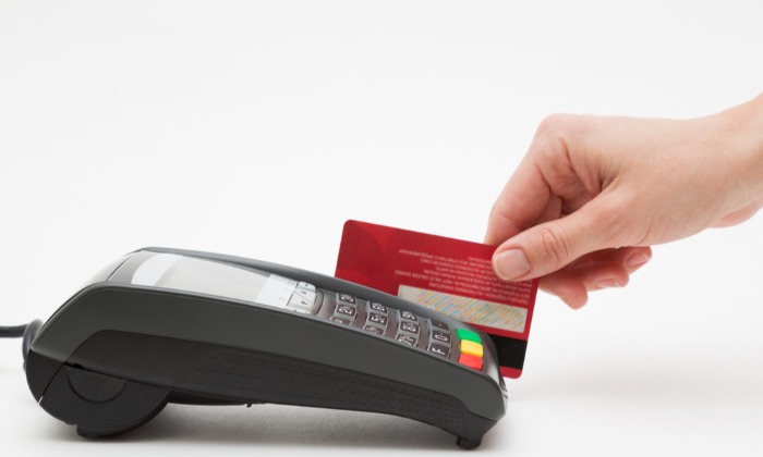 An Increasing Number of Hungarians Prefer Card Payments
