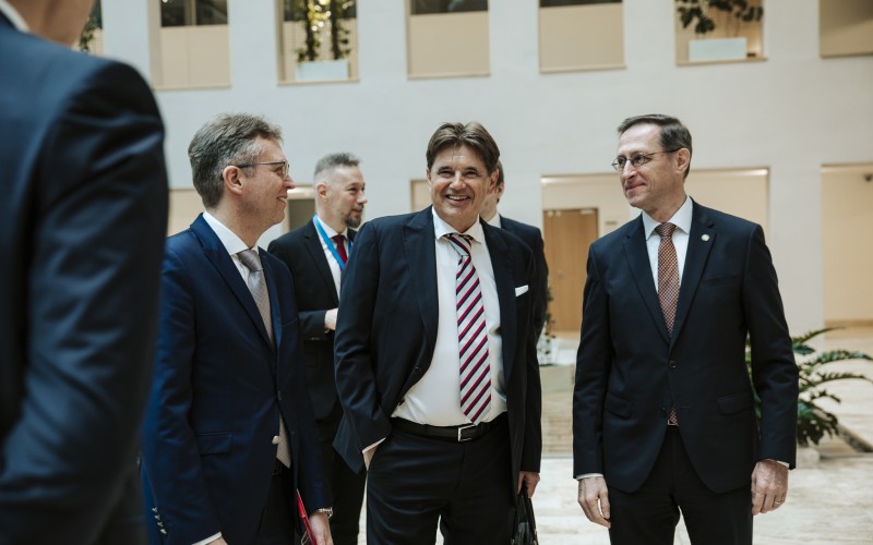 055A5934-Enhanced-NR