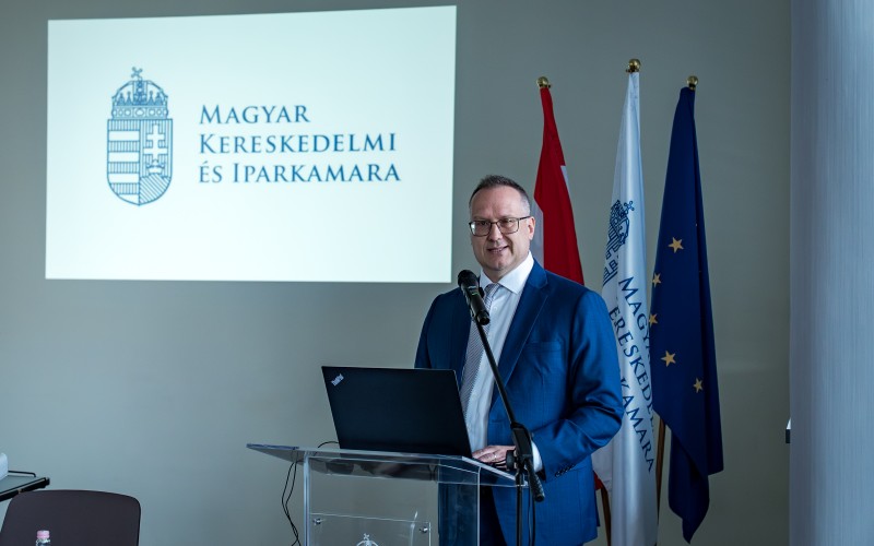 EM_sajtotajekoztato_260316_-030