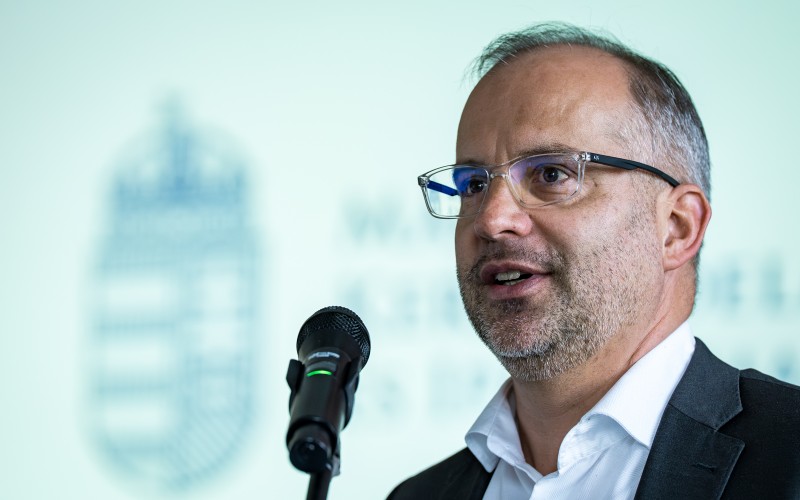 EM_sajtotajekoztato_260316_-033