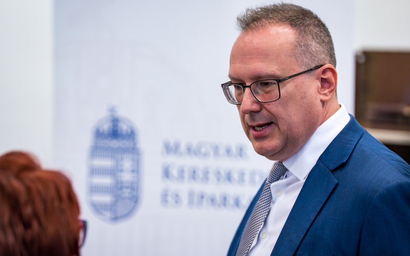 EM_sajtotajekoztato_260316_-040