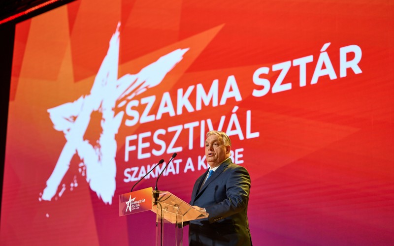 SG203215