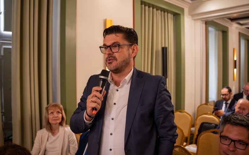 Kárpáti Péter hozzászólása az Eurochambres Közgyűlésen